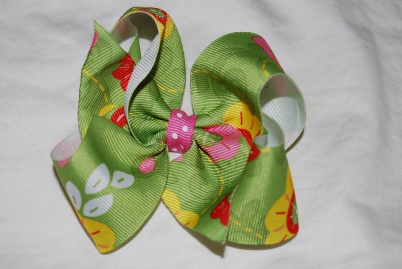 Funky Green Flowers Boutique Bow - Click Image to Close