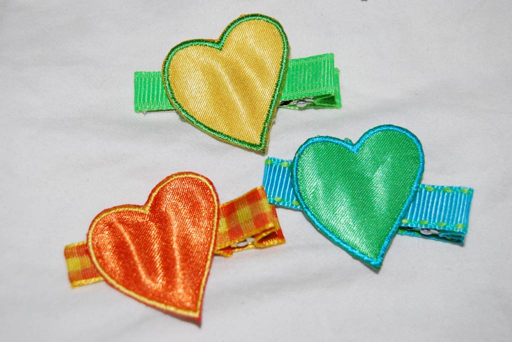 Rainbow Hearts Clippie Set - Click Image to Close