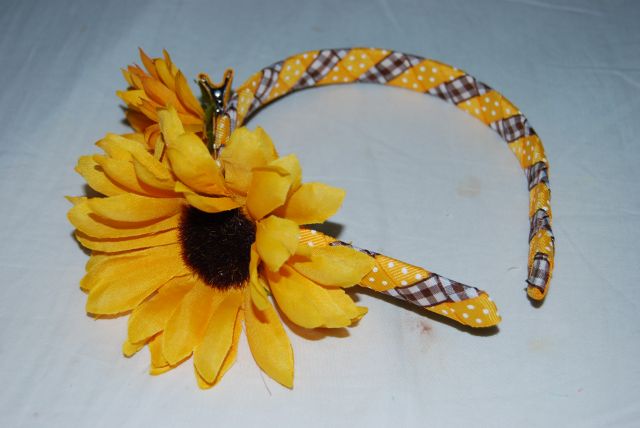 Yellow and Brown Woven Headband with Two Sunflower Clips - Click Image to Close