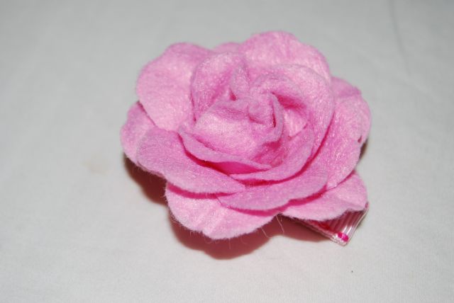 Light Pink Flower Rose Clip - Click Image to Close