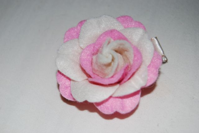 Light Pink and Ivory Flower Rose Clip - Click Image to Close