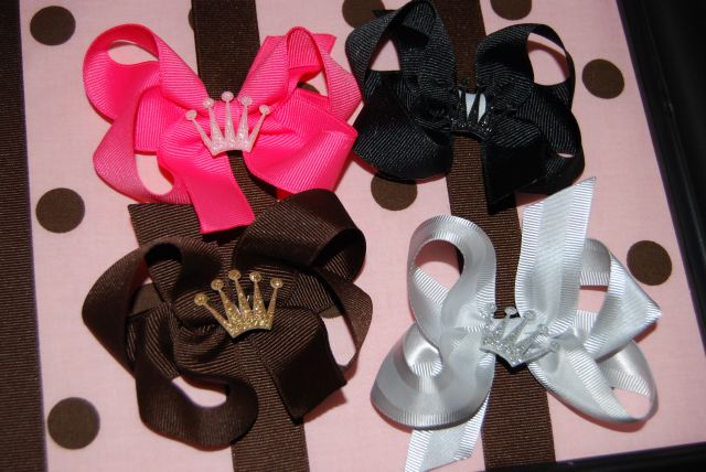 Sparkle Set of Bows fit for a Princess - Click Image to Close