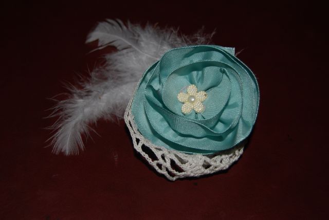 Flapper Girl Rosette Flower Bow - Click Image to Close